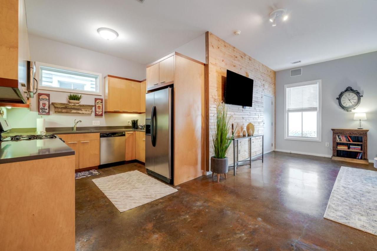 Southern Charmer-Historic District Downtown-Front Porch-Walk Score 90!!-Private Parking-1 Minute To Forsyth Park Σαβάνα Εξωτερικό φωτογραφία