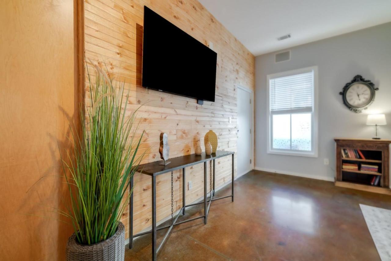 Southern Charmer-Historic District Downtown-Front Porch-Walk Score 90!!-Private Parking-1 Minute To Forsyth Park Σαβάνα Εξωτερικό φωτογραφία